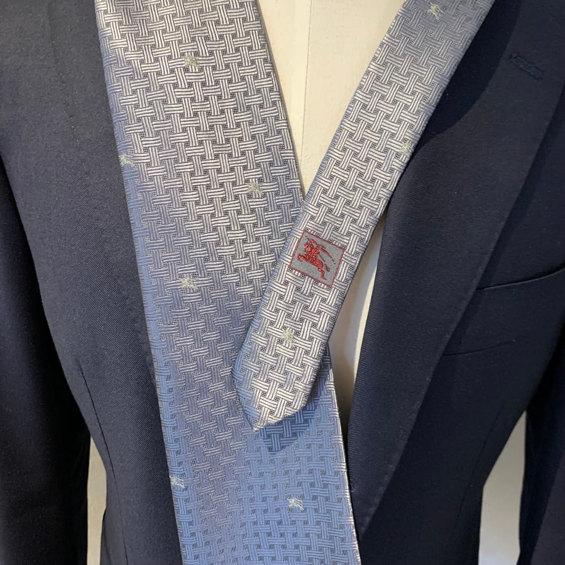 버버리(BURBERRY) 모노그램 명품넥타이 100실크 로고플레이 상품이미지2