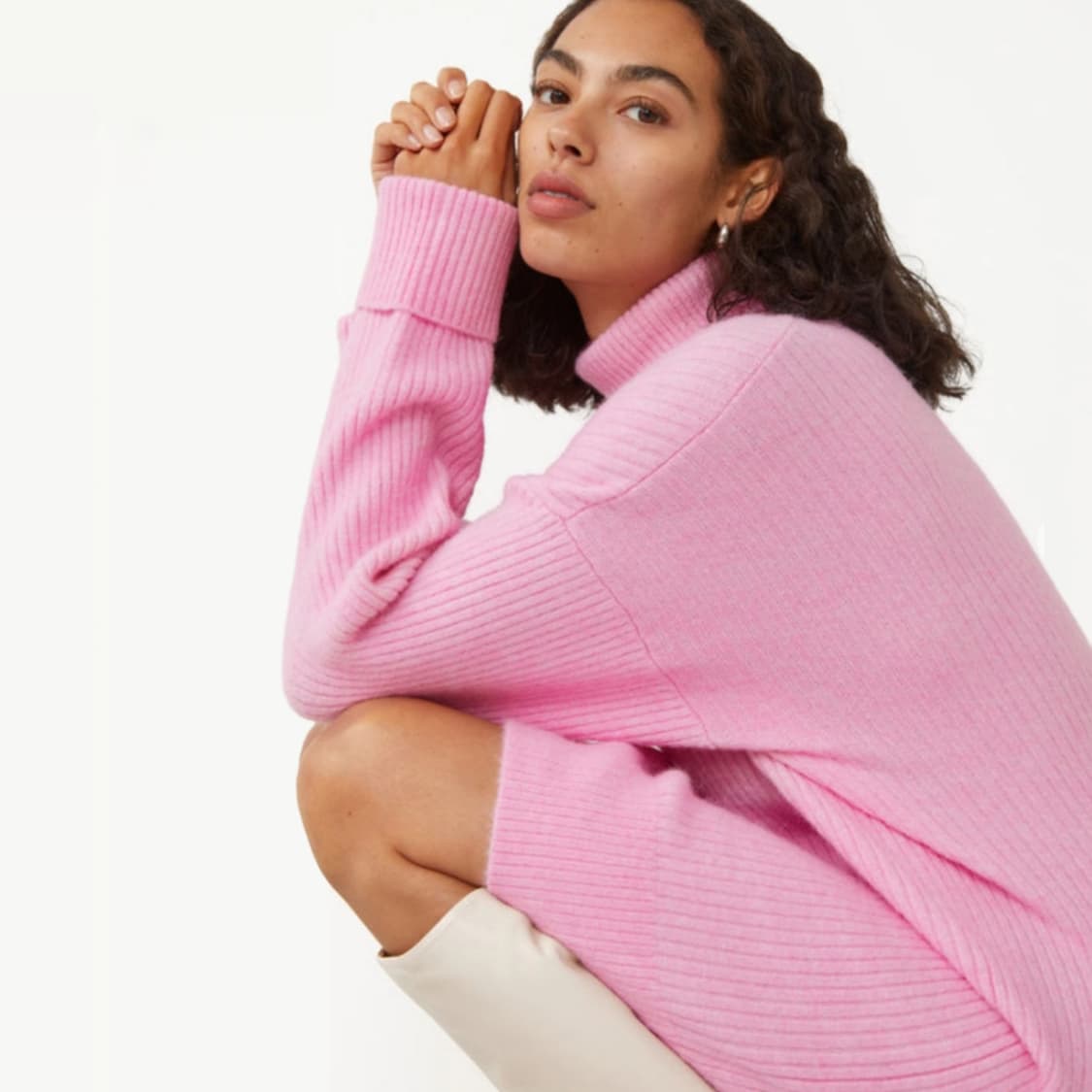 앤아더스토리즈(& Other Stories) 오버사이즈 터틀넥 니트원피스 상품이미지3