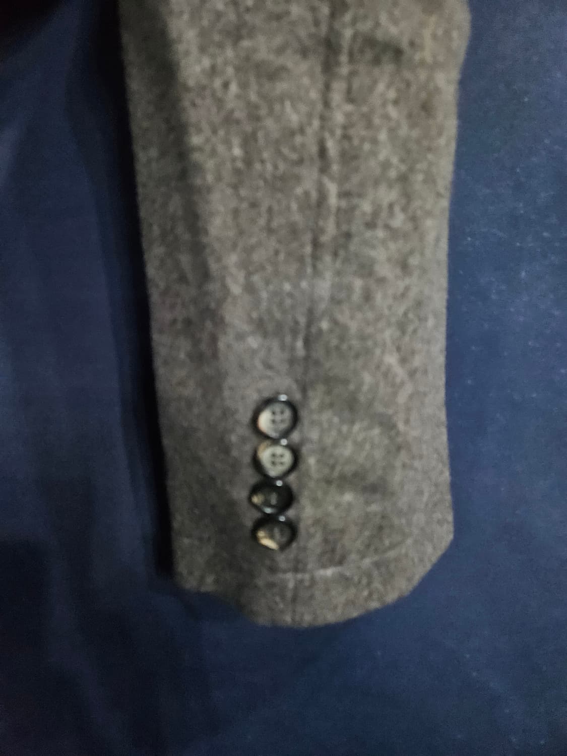 헤지스 멜란지 베이지 남성 100 구스다운 패딩 정장자켓  상품이미지5