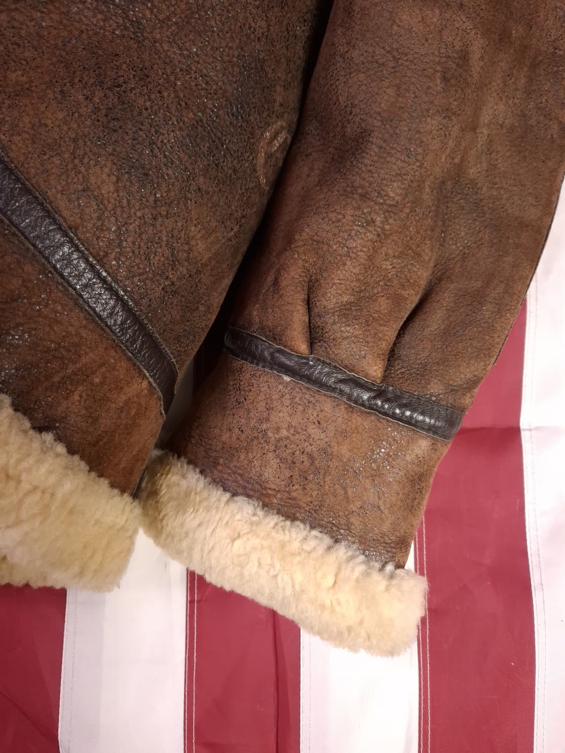 90's 미공군 B-3 TYPE 리얼레더 항공폭격기 무스탕 상품이미지5