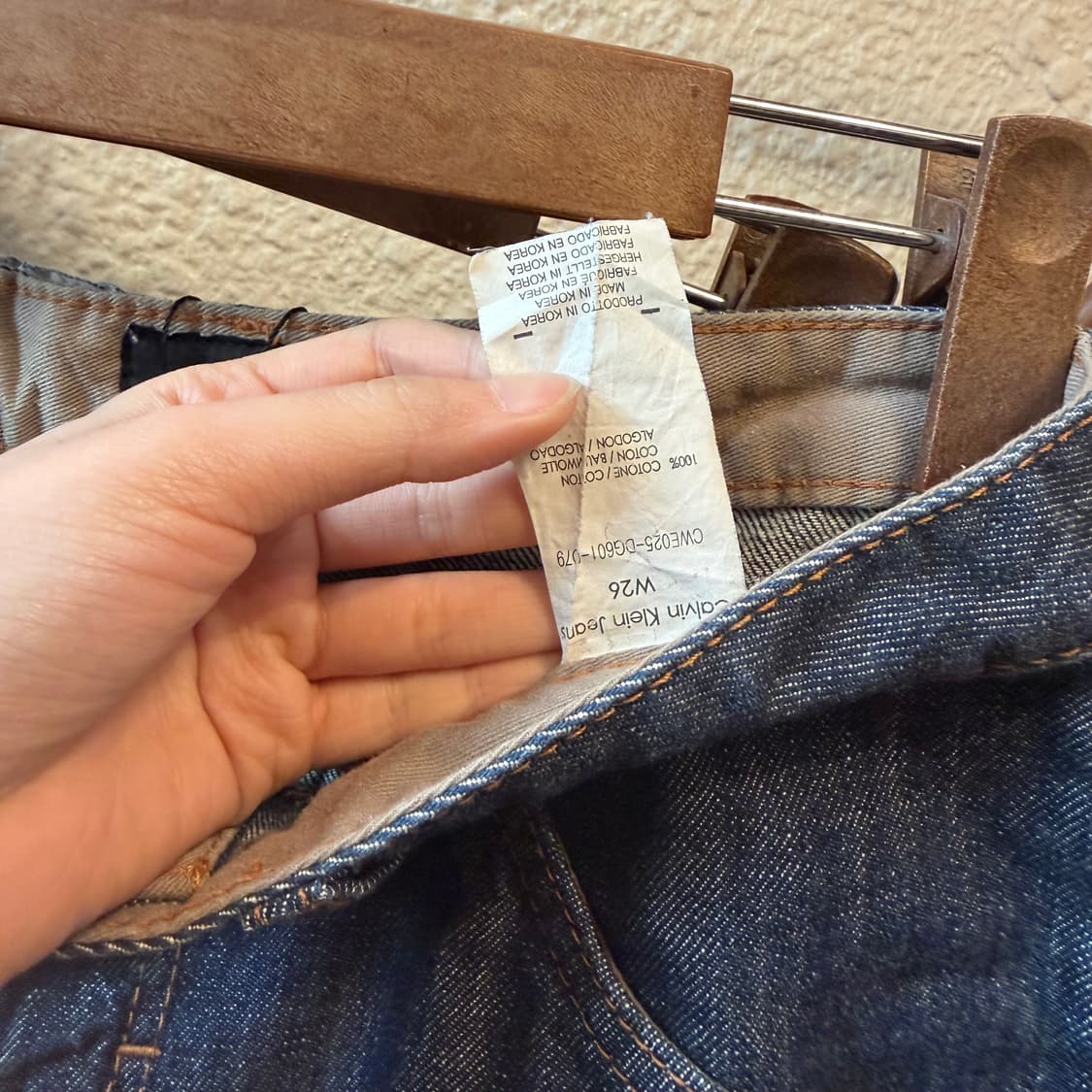 캘빈 클라인 진스 데님 미디 스커트 백 슬릿 디테일 H라인 진청 상품이미지6