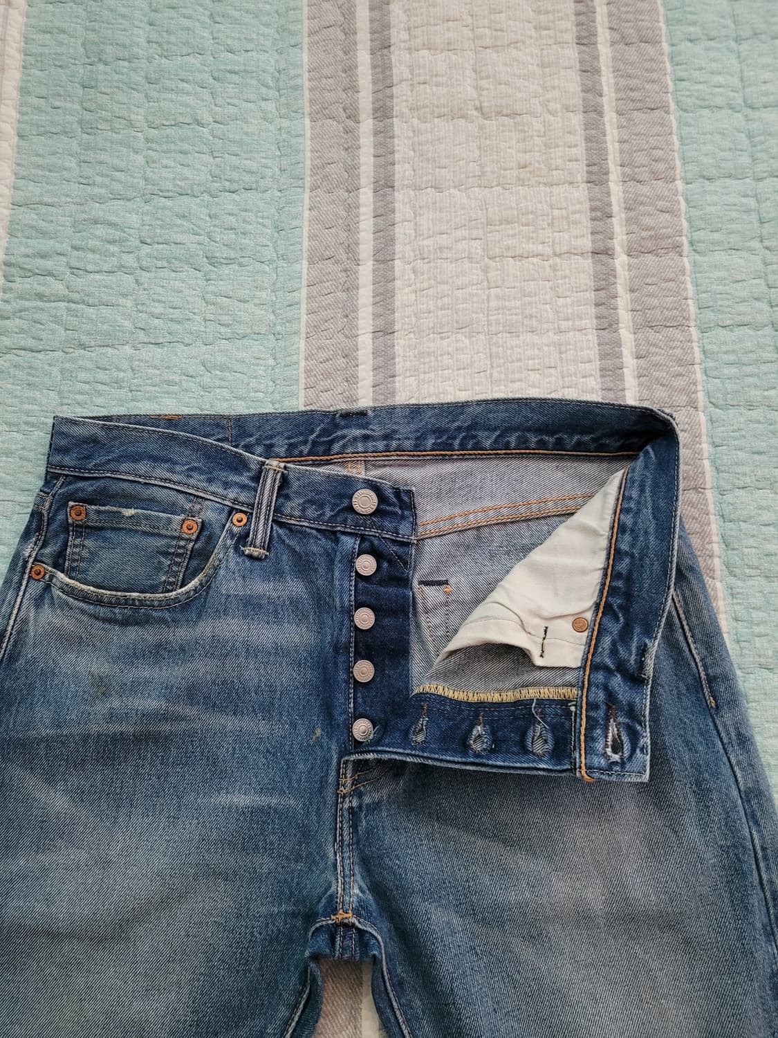 리바이스 501S. 디스디테일 중청워싱 스키니진. 31사이즈 상품이미지2