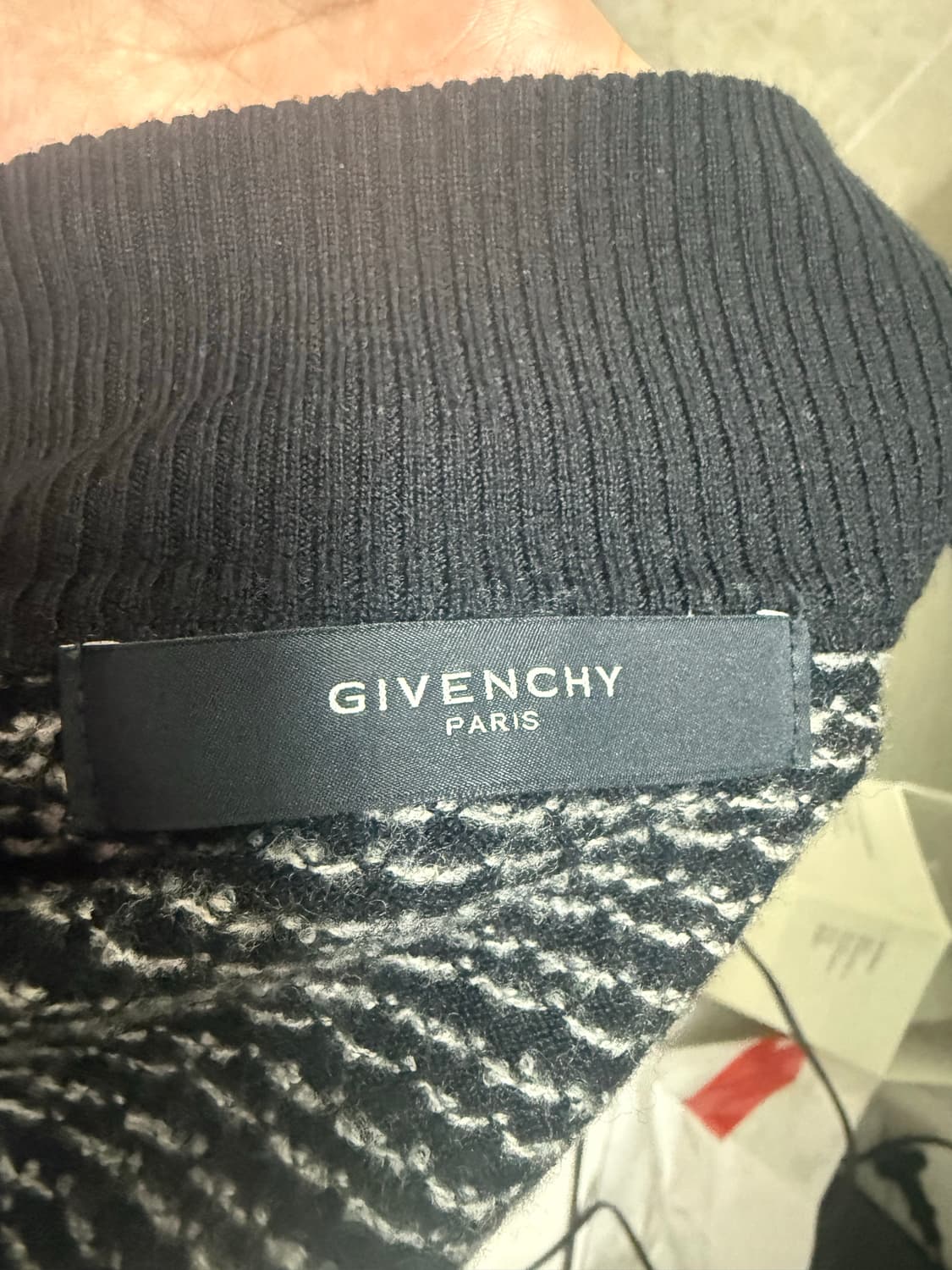 지방시 집업 상품이미지4