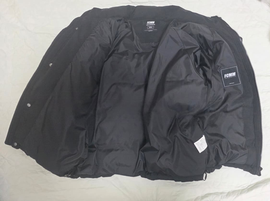 FCMM 블랙 s 패딩 점퍼 상품이미지3