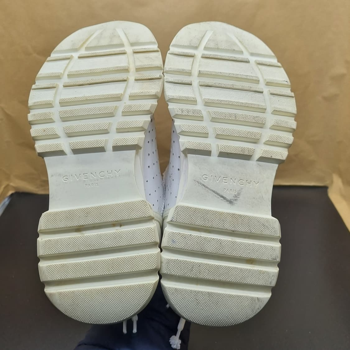 지방시 여성운동화240  상품이미지3