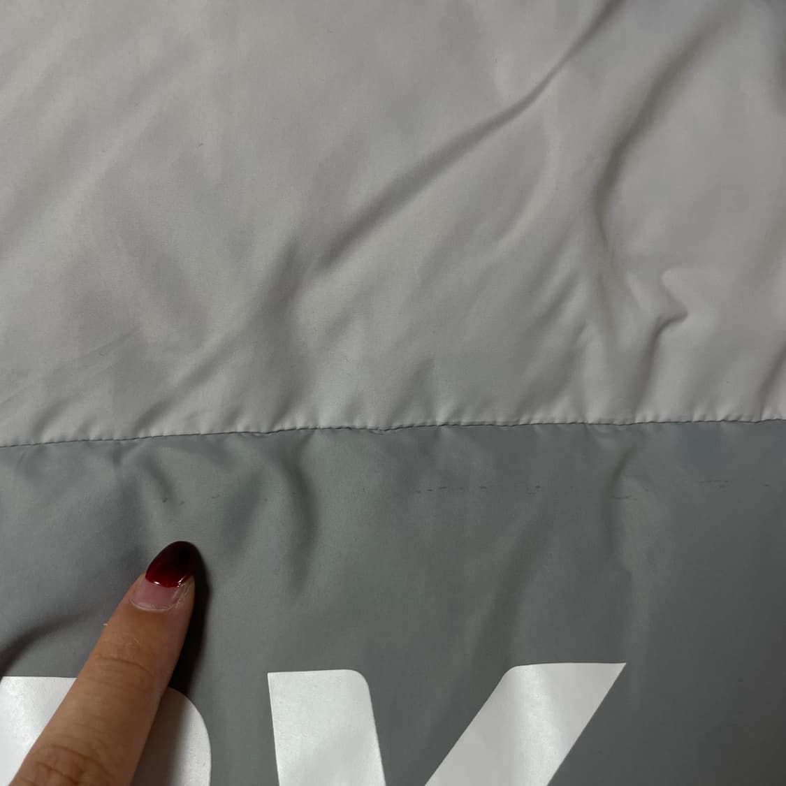 널디 화이트그레이 로고 덕다운 패딩 M 상품이미지8