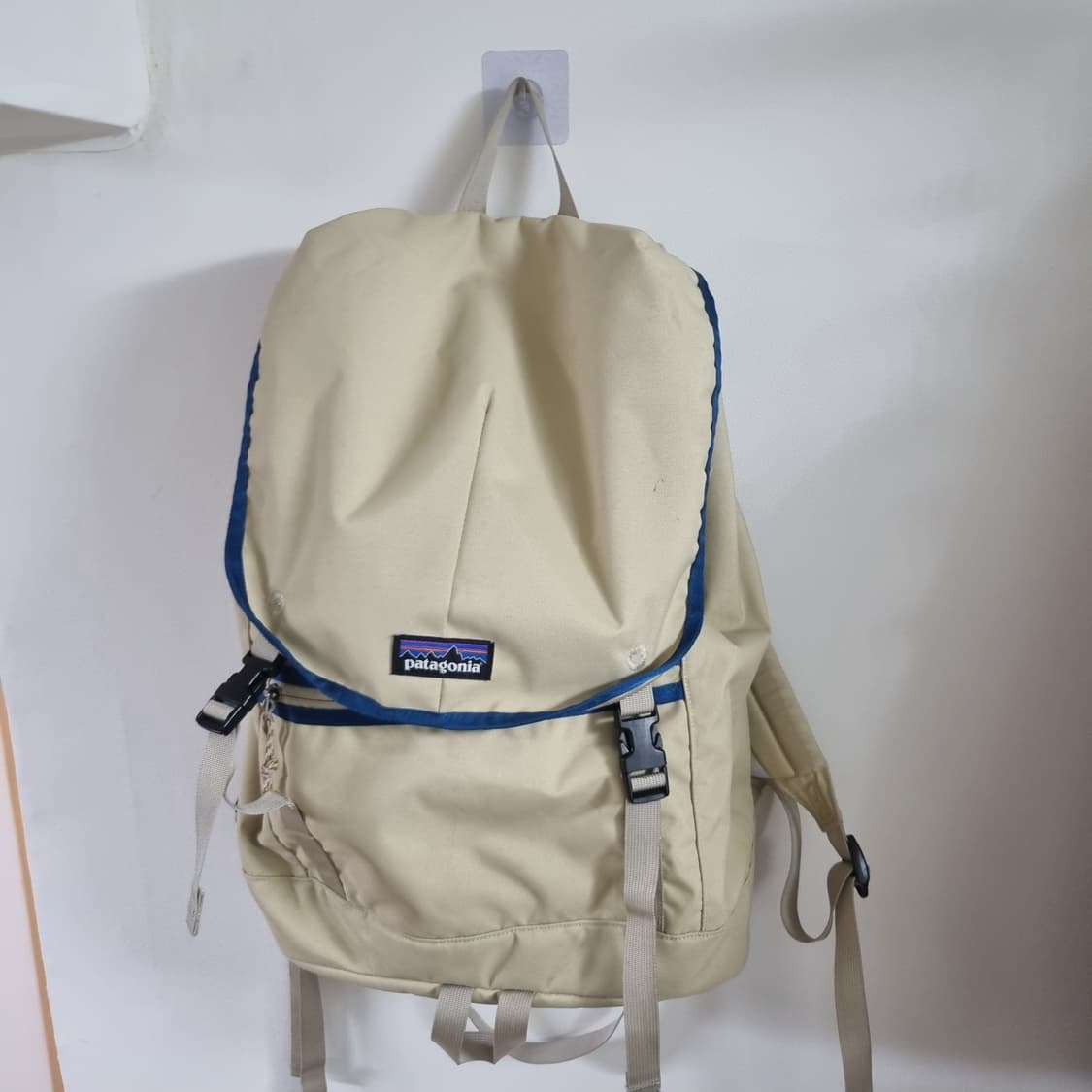 파타고니아 베이지 백팩 상품이미지1