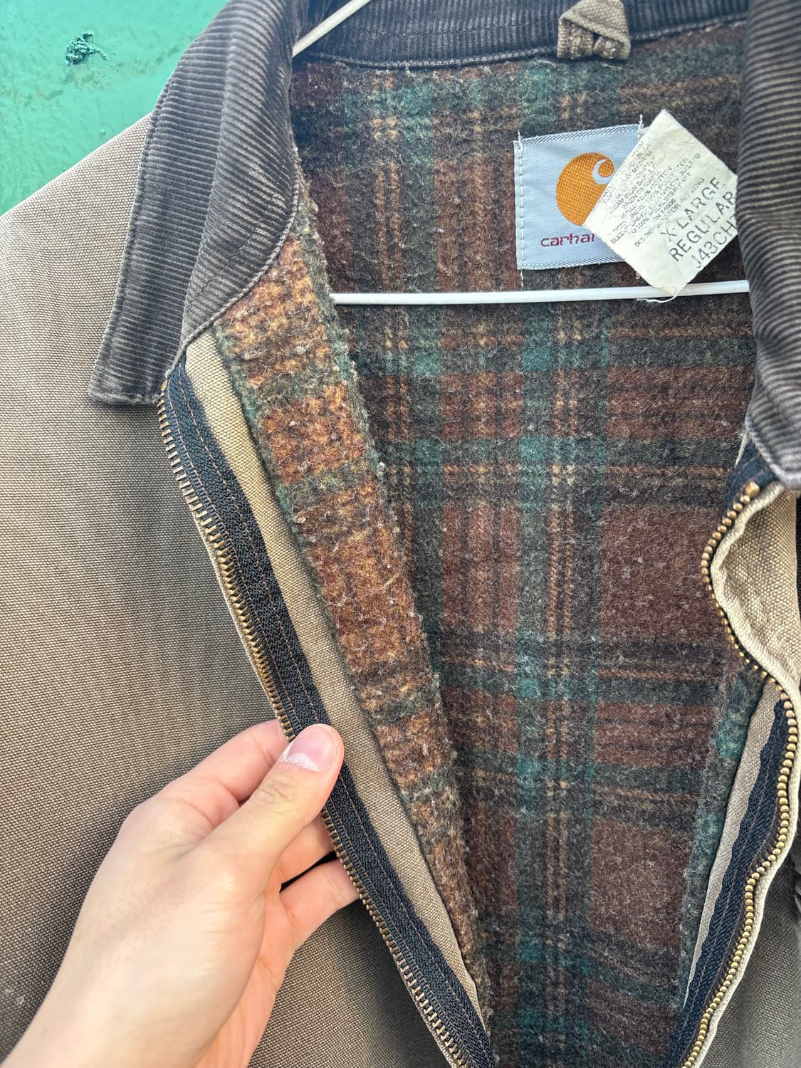 칼하트 디트로이트 자켓 J43 cht (size: XL) 상품이미지4