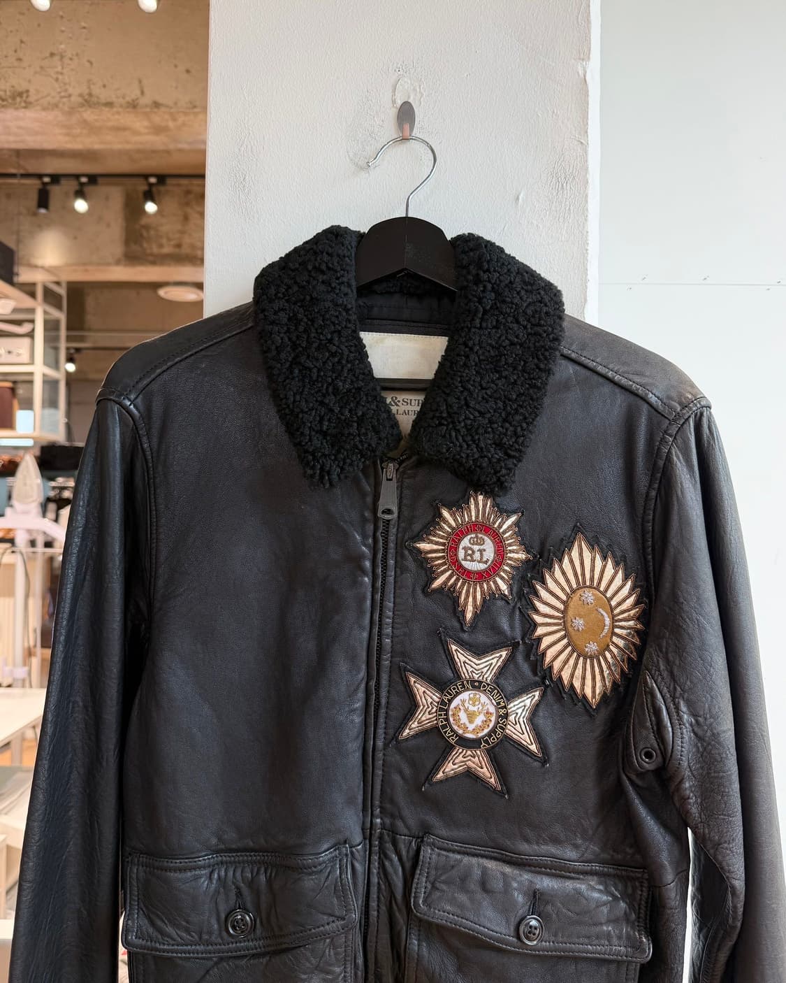 데님 앤 서플라이 블랙 쉽스킨 레더 자켓  상품이미지3