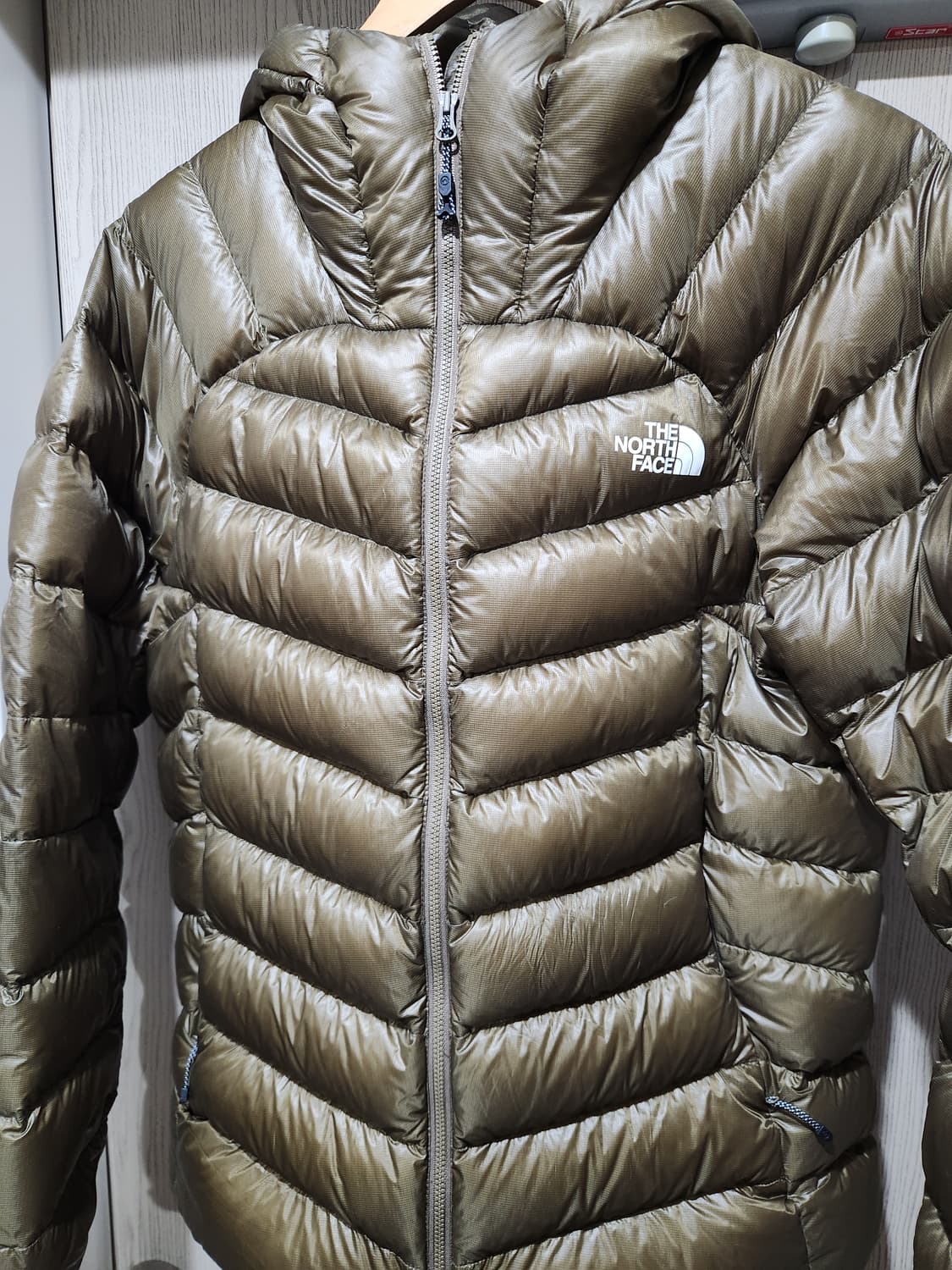 노스페이스 마테호른 경량패딩 L(100) 카키 상품이미지1