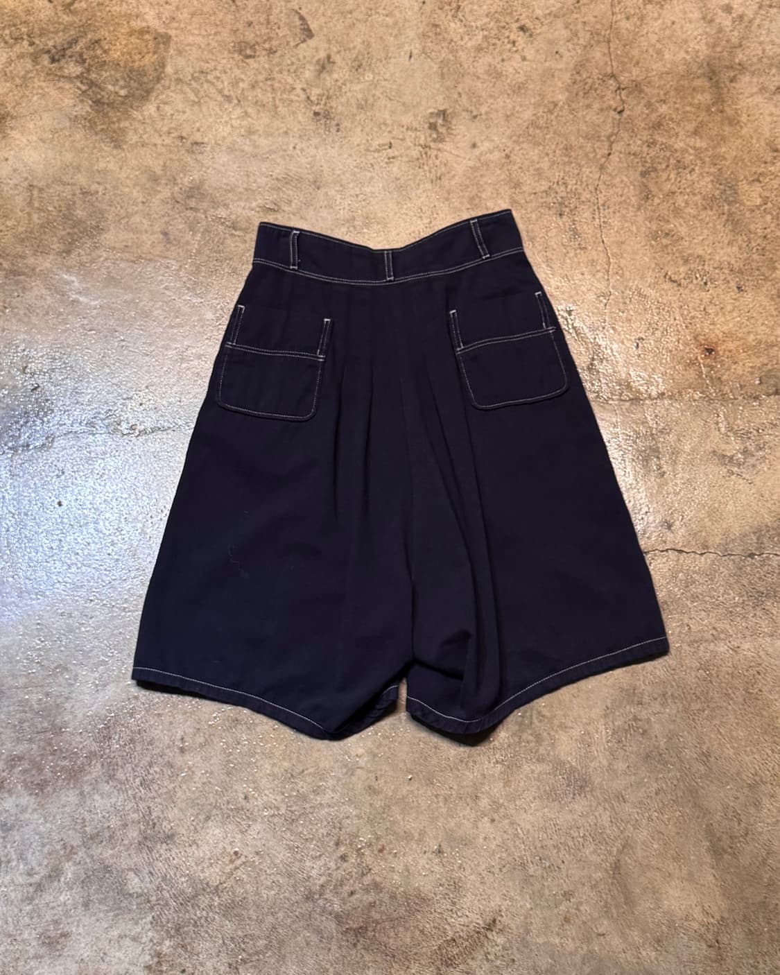 25-27 ) FRAPBOIS Button Two-Tuck Shorts 상품이미지8