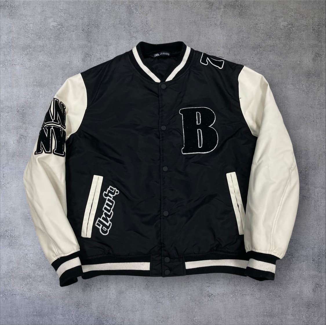 자라 믹스 컬러 빅로고 바시티 자켓 상품이미지1