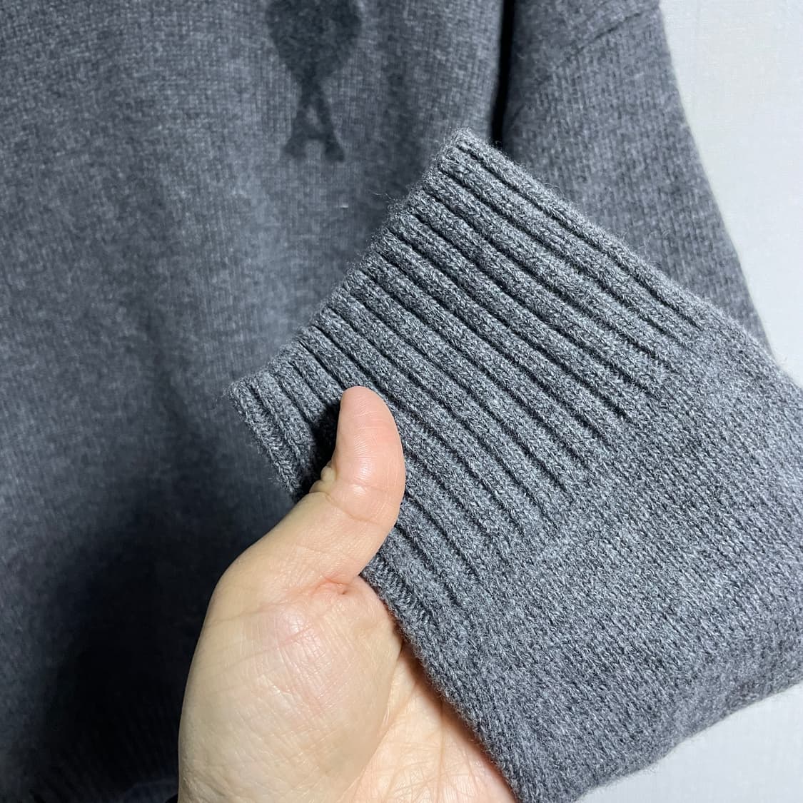 AMI 아미 빅하트 로고 터틀넥오버핏 니트 L (105 상품이미지6