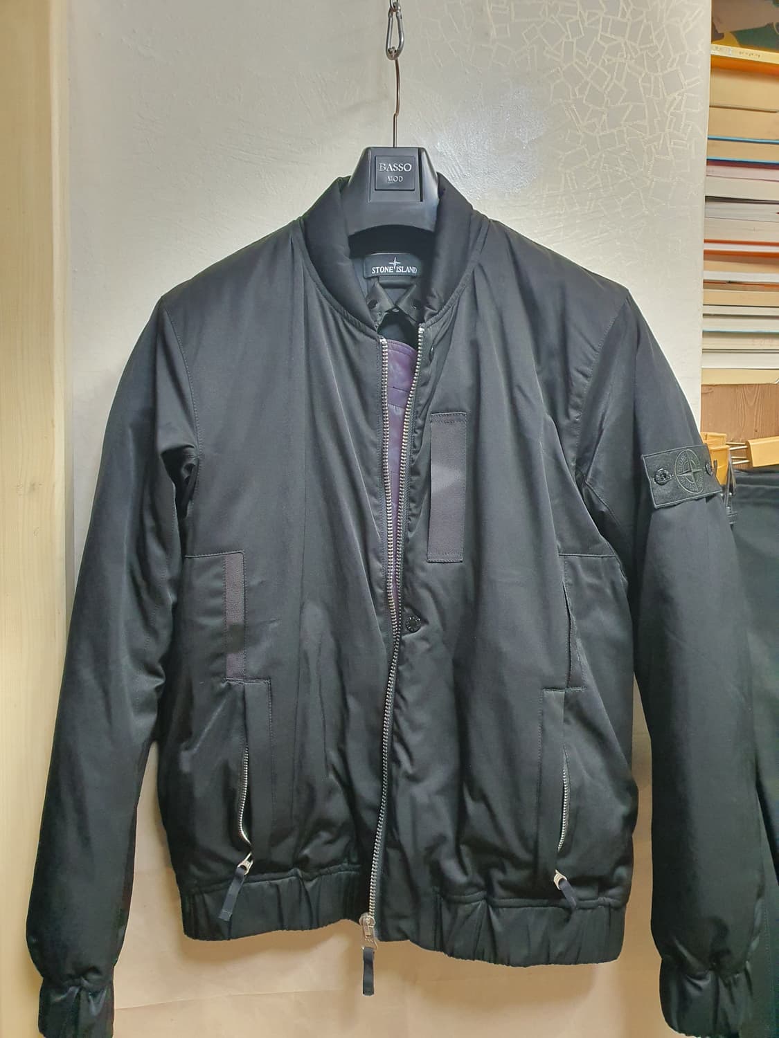 스톤아일랜드 블랙 봄버 자켓 95 상품이미지1
