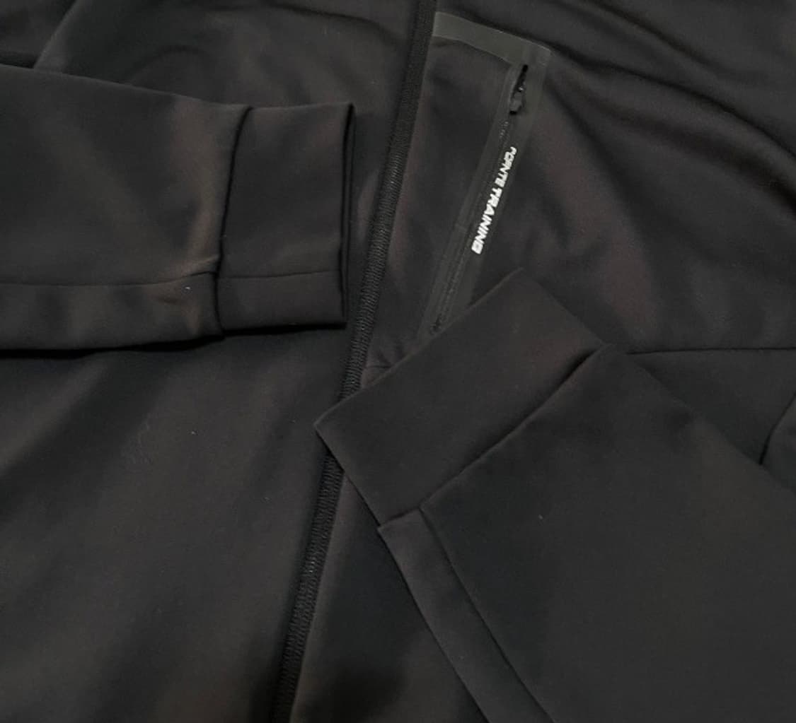데상트 블랙 자켓 105/XL 상품이미지3