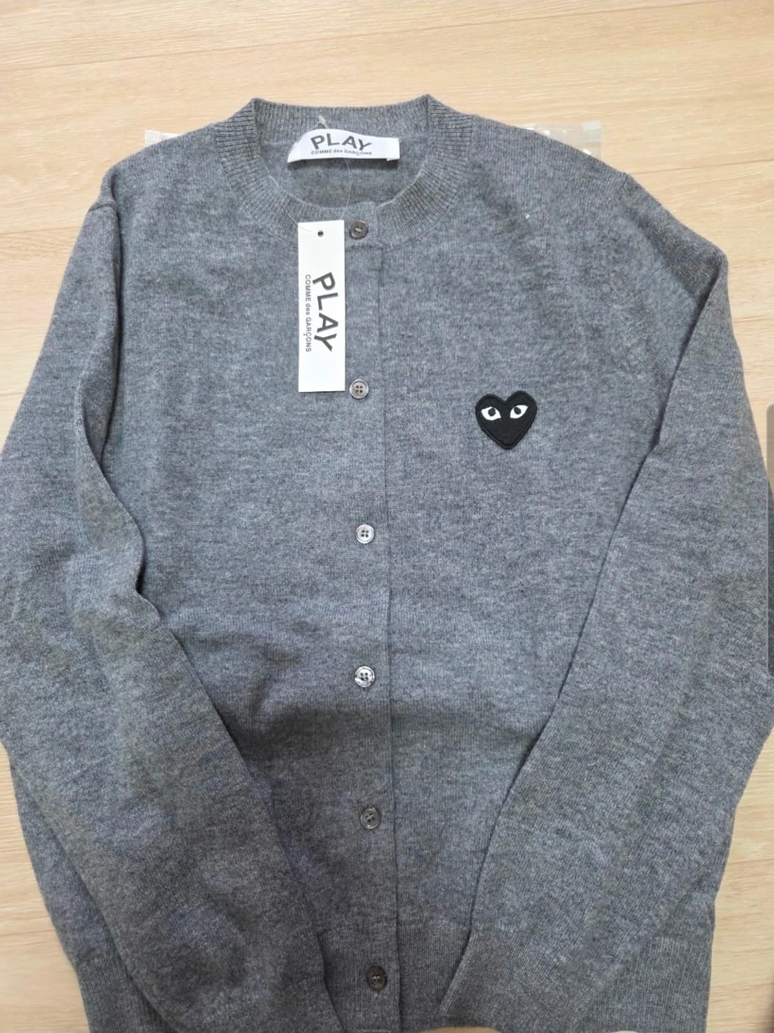 (새상품)꼼데가르송 그레이 블랙와펜 가디건 사이즈(L, S) 상품이미지2