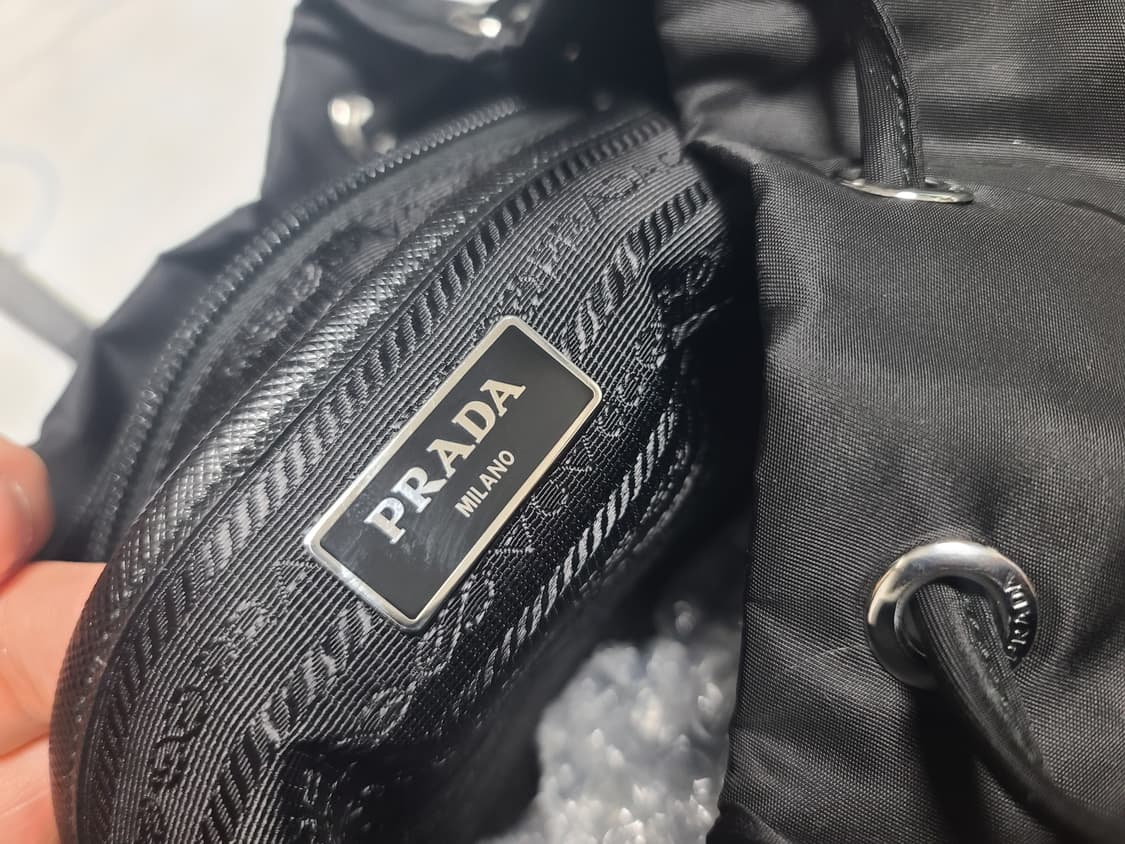 프라다 리나일론 투포켓 백팩 1bz811 미디움 백팩 상품이미지7