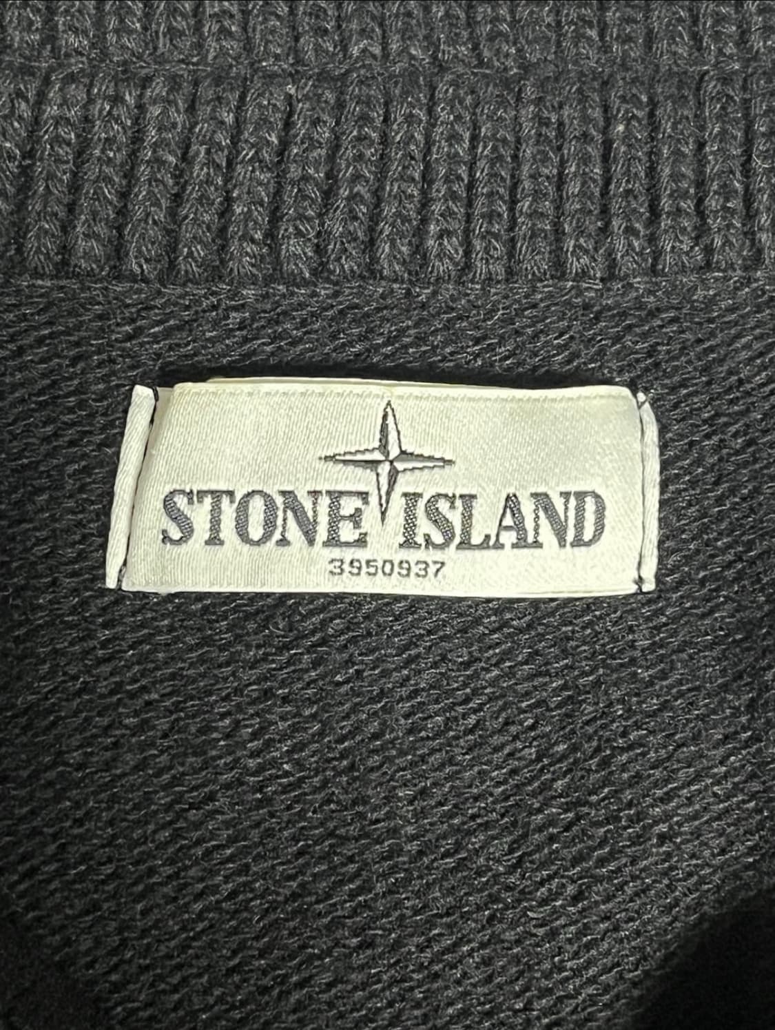 스톤아일랜드 버튼 하프 지퍼 스웨터 상품이미지5