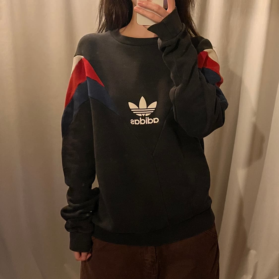 아디다스 맨투맨 블랙 상품이미지2