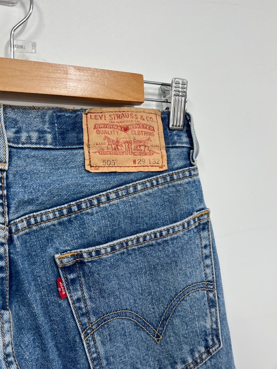 00s 리바이스 505 레귤러핏 연청 데님 팬츠  상품이미지2