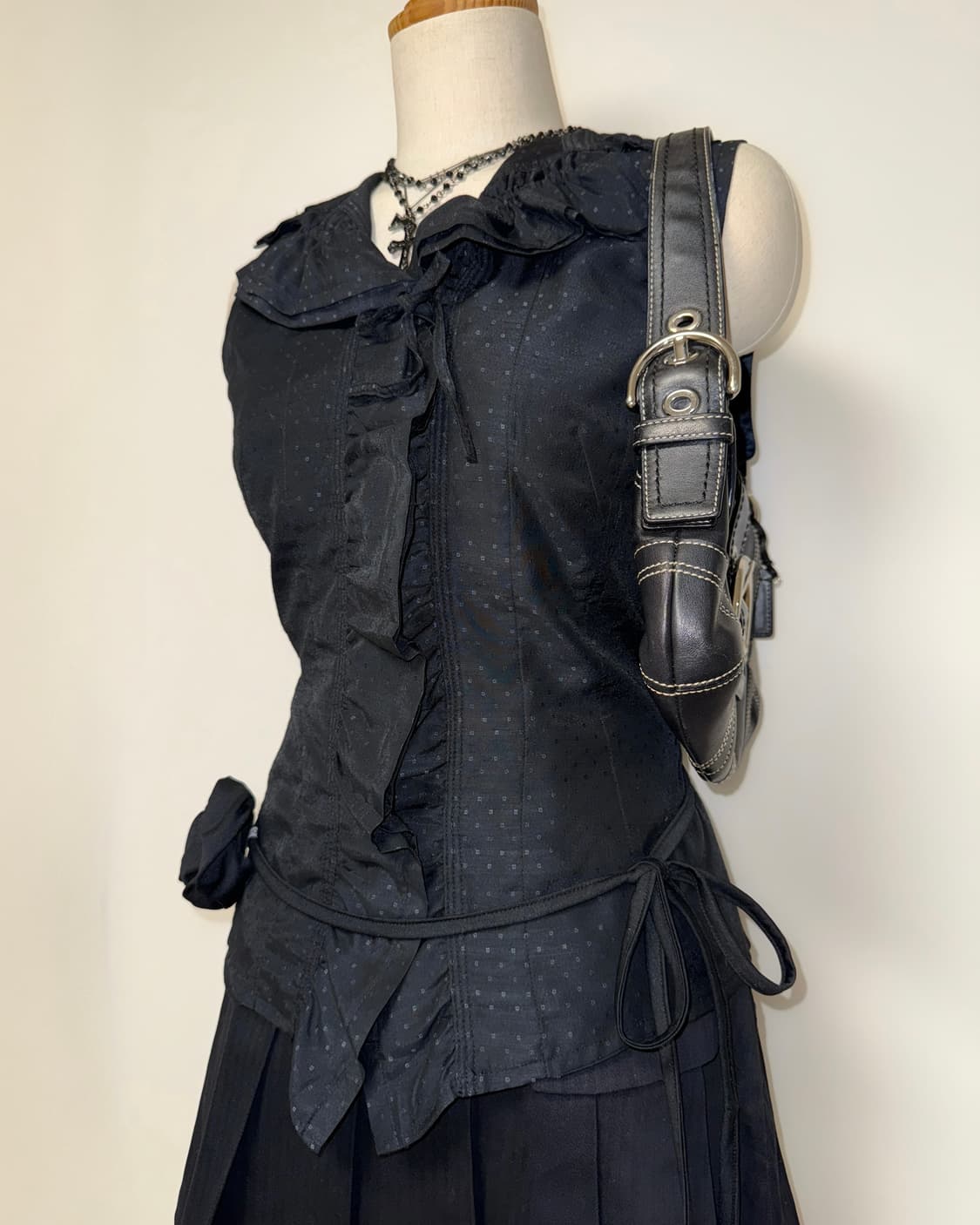 도트패턴 프릴 나시 블라우스 셔츠 상품이미지4