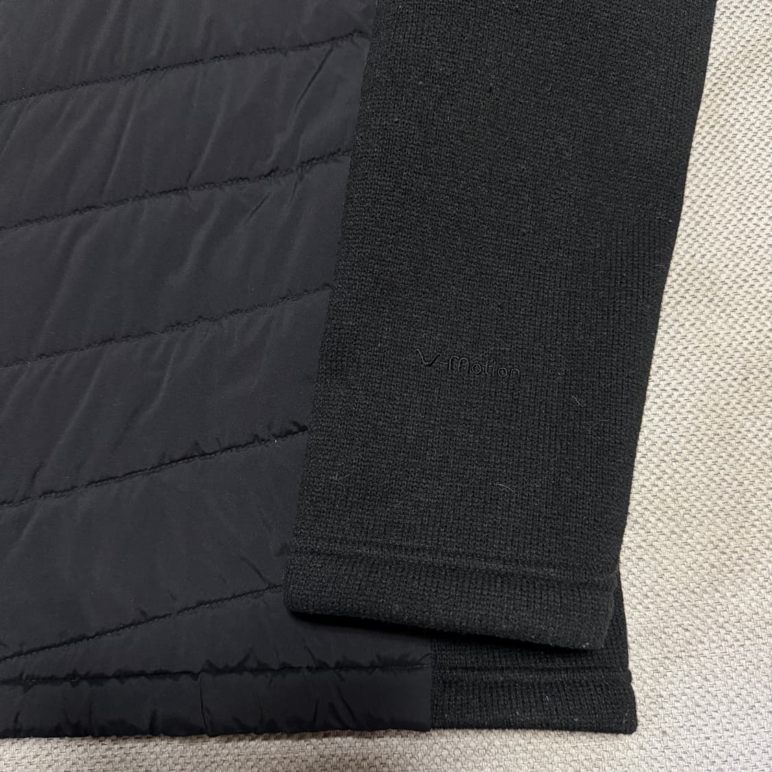 노스페이스 V-motion 니트 경량패딩 상품이미지2