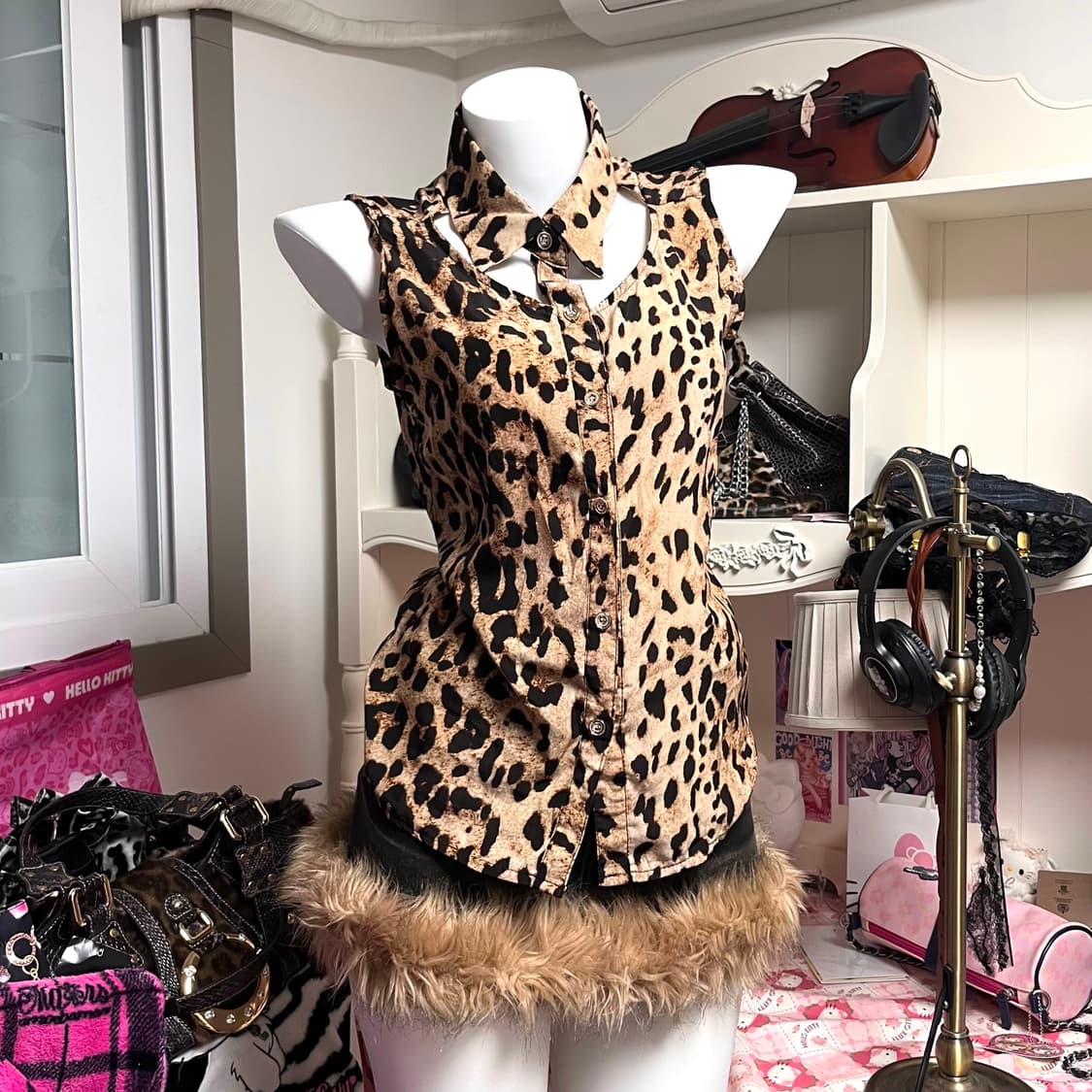 오네갸루 레오파드 트임 슬리브리스 셔츠 y2k대장 핀터 일본빈티지 00s 상품이미지2