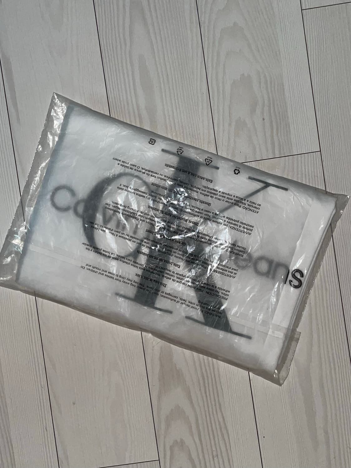 캘빈클라인 여성 반팔 티셔츠 M 새상품 상품이미지2