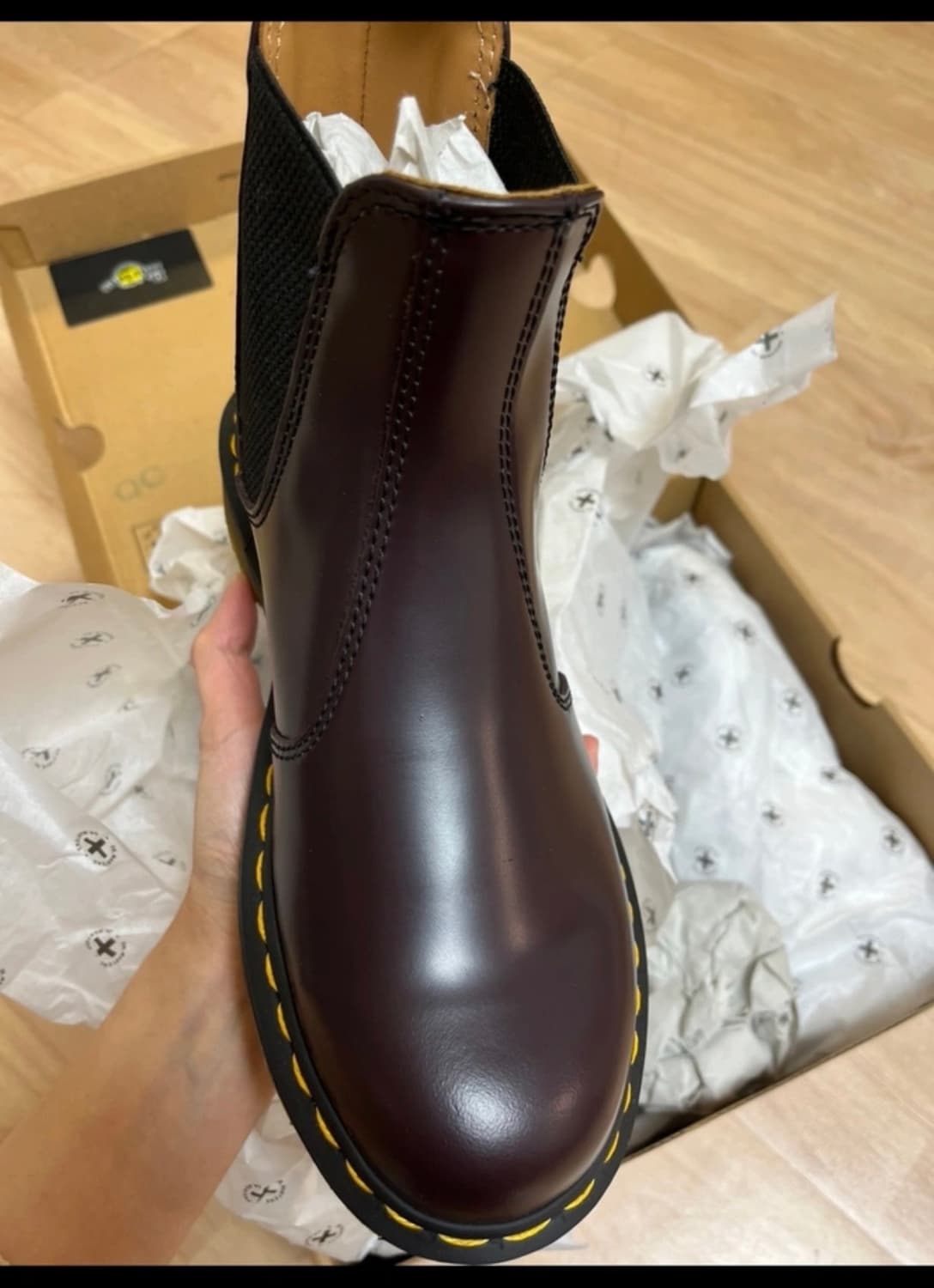 닥터마틴 2976 첼시부츠 버건디 230 세제품 상품이미지2