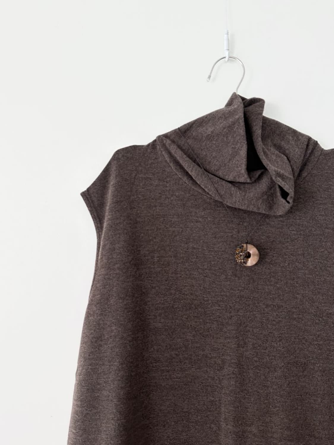 Ruin necklace pattern knit & ops / brown 상품이미지3