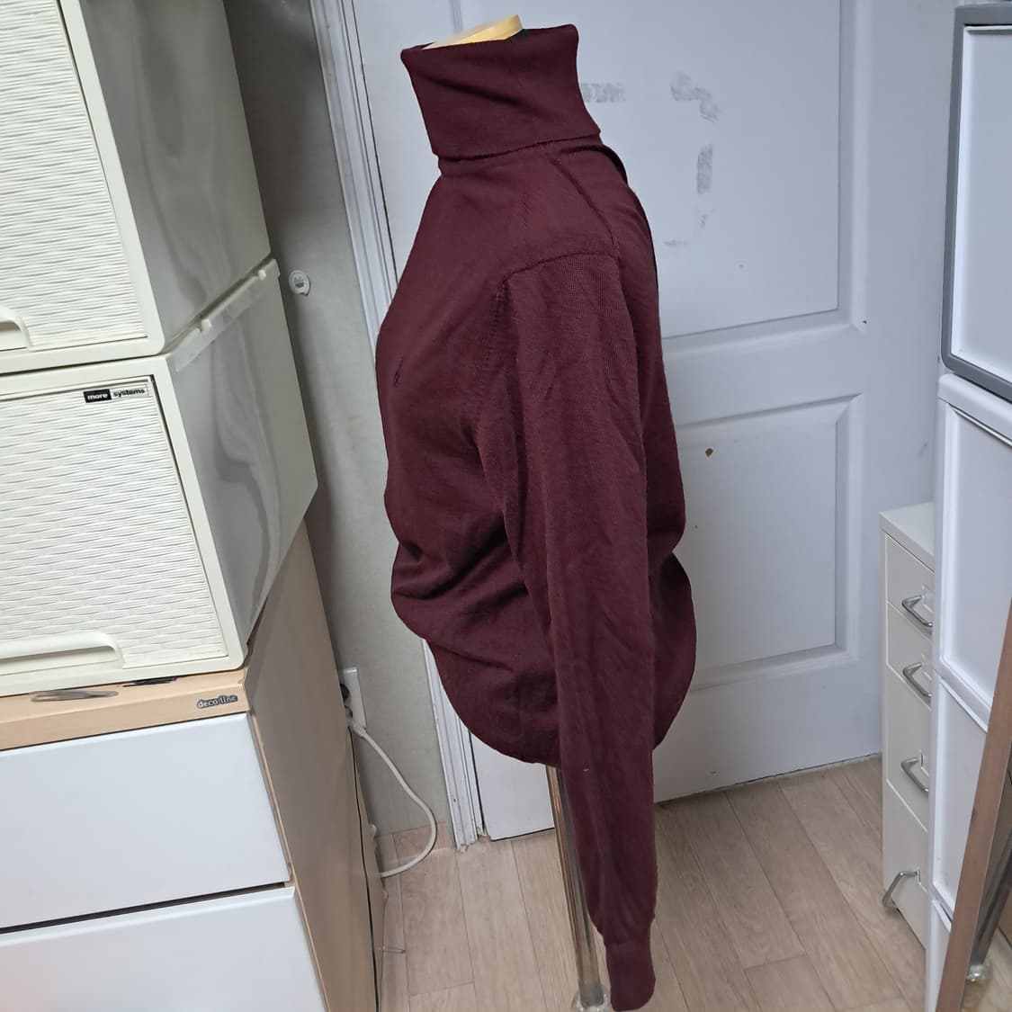 헤지스 남성 모100% 터틀넥 니트 목티 95~100 상품이미지3