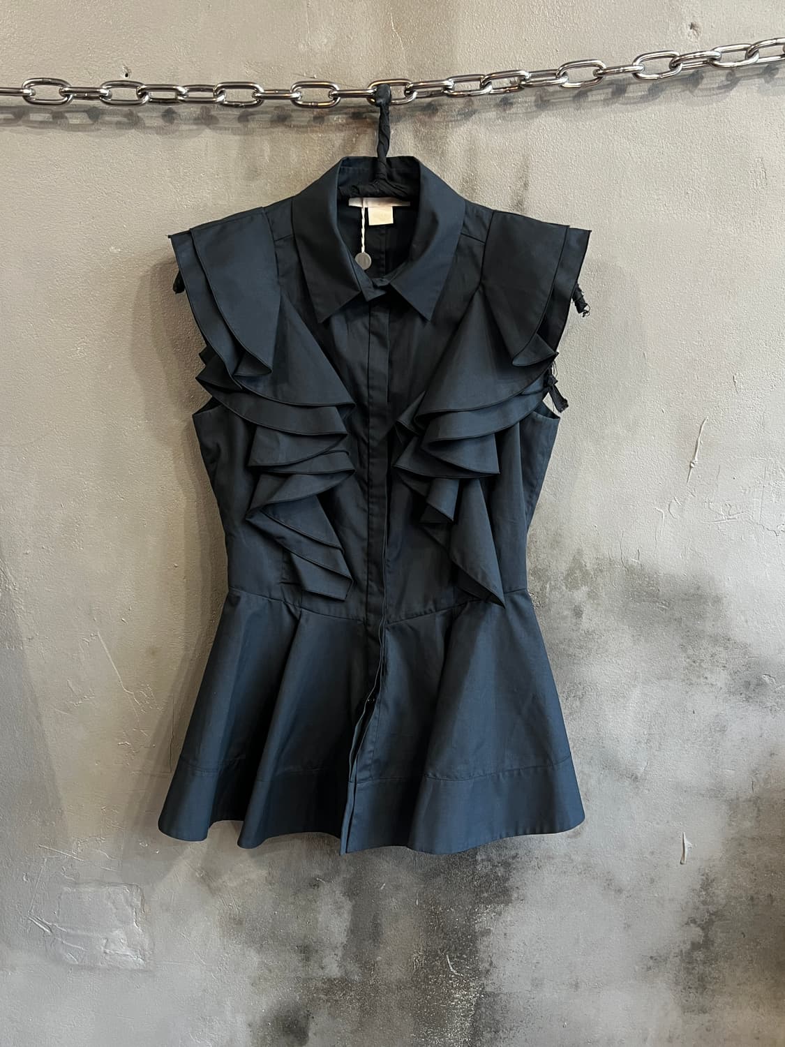 안토니오 베라르디 러플 페플럼 슬리브리스 탑 상품이미지1