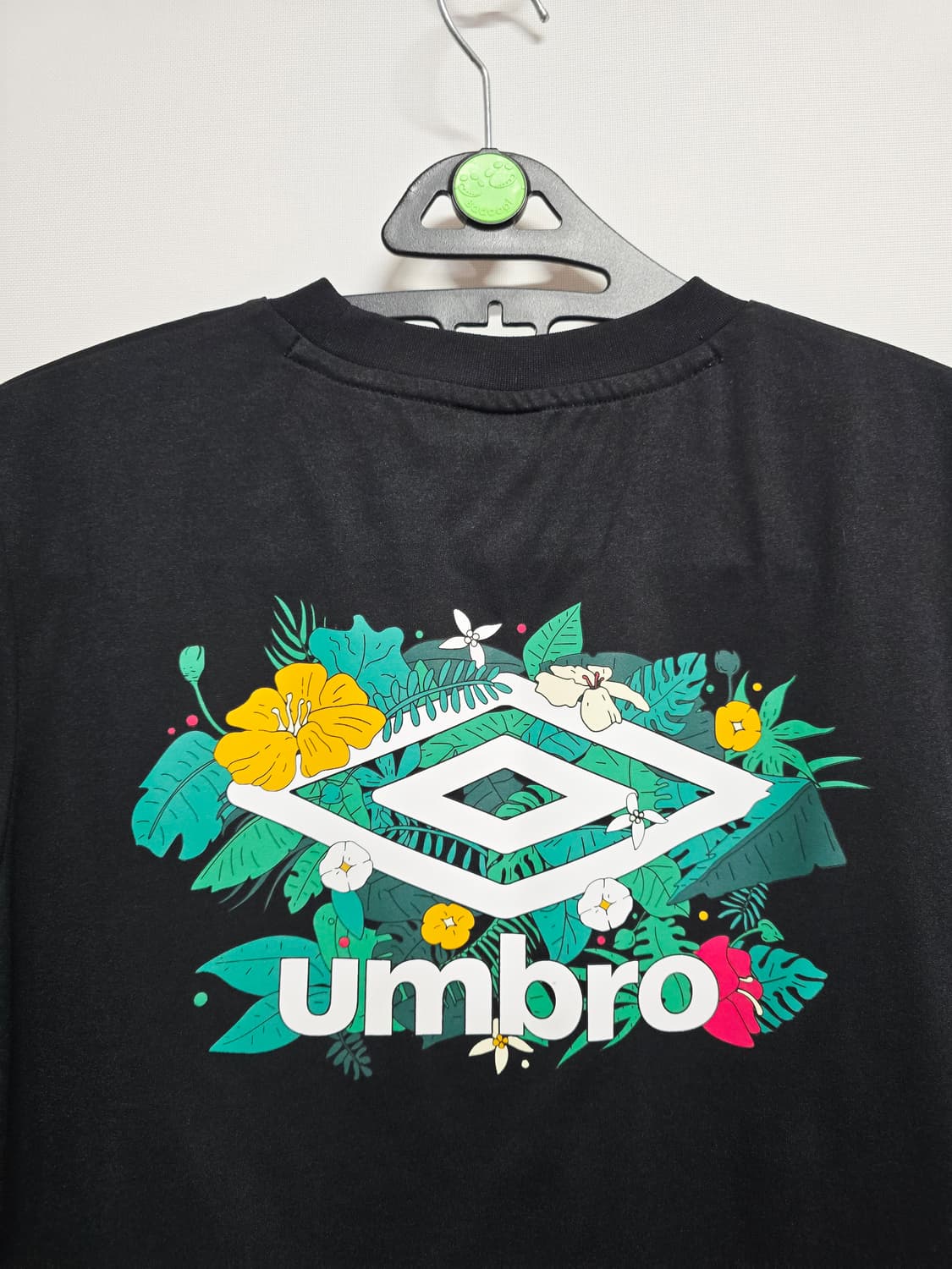 엄브로 반팔 티셔츠 블랙85 상품이미지6