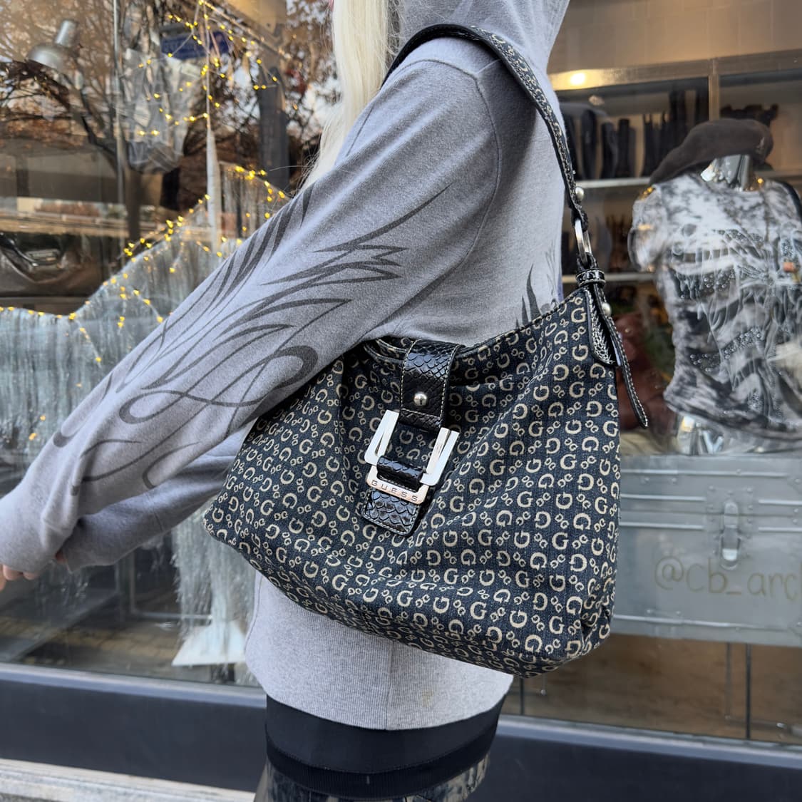 00s 게스 데님 & 블랙 버클 가방 상품이미지8