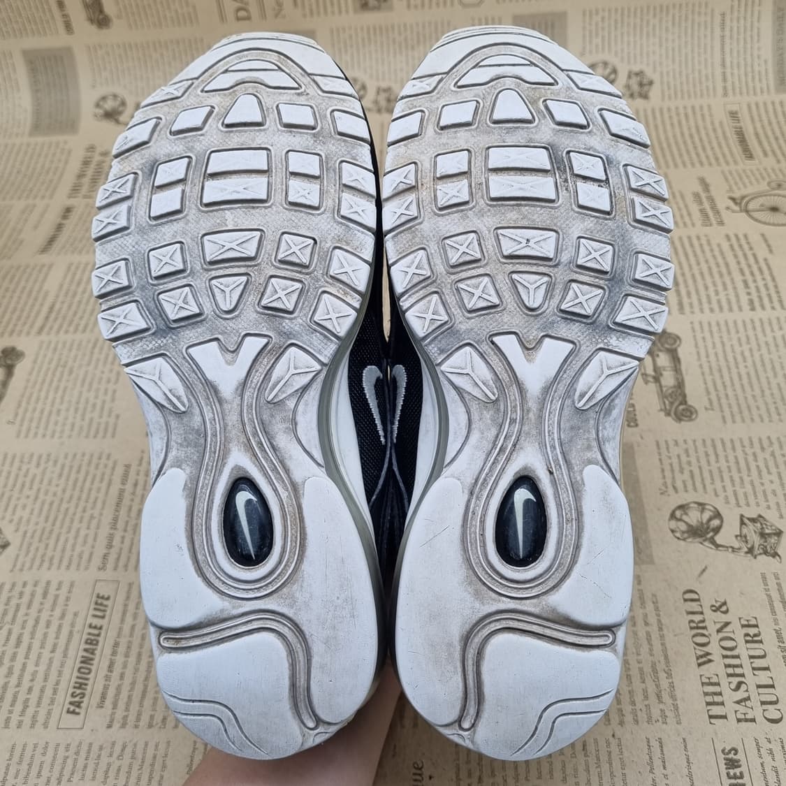 나이키 에어맥스 97 여성운동화235  상품이미지3