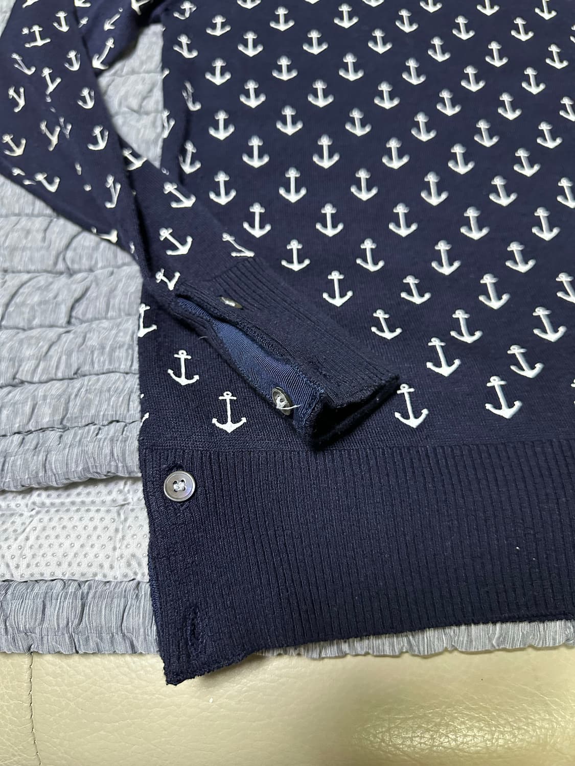 톰브라운 앵커 패턴 네이비 니트 상품이미지4