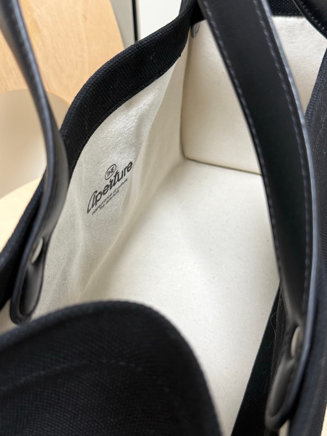 디애퍼처 가방 블랙 상품이미지3