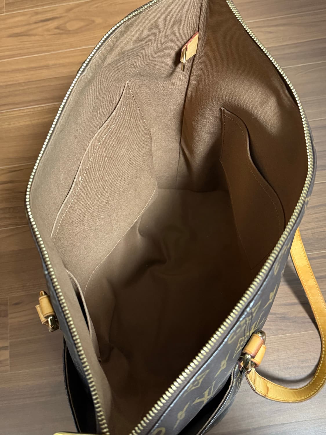 루이비통 토탈리 숄더백 상품이미지3