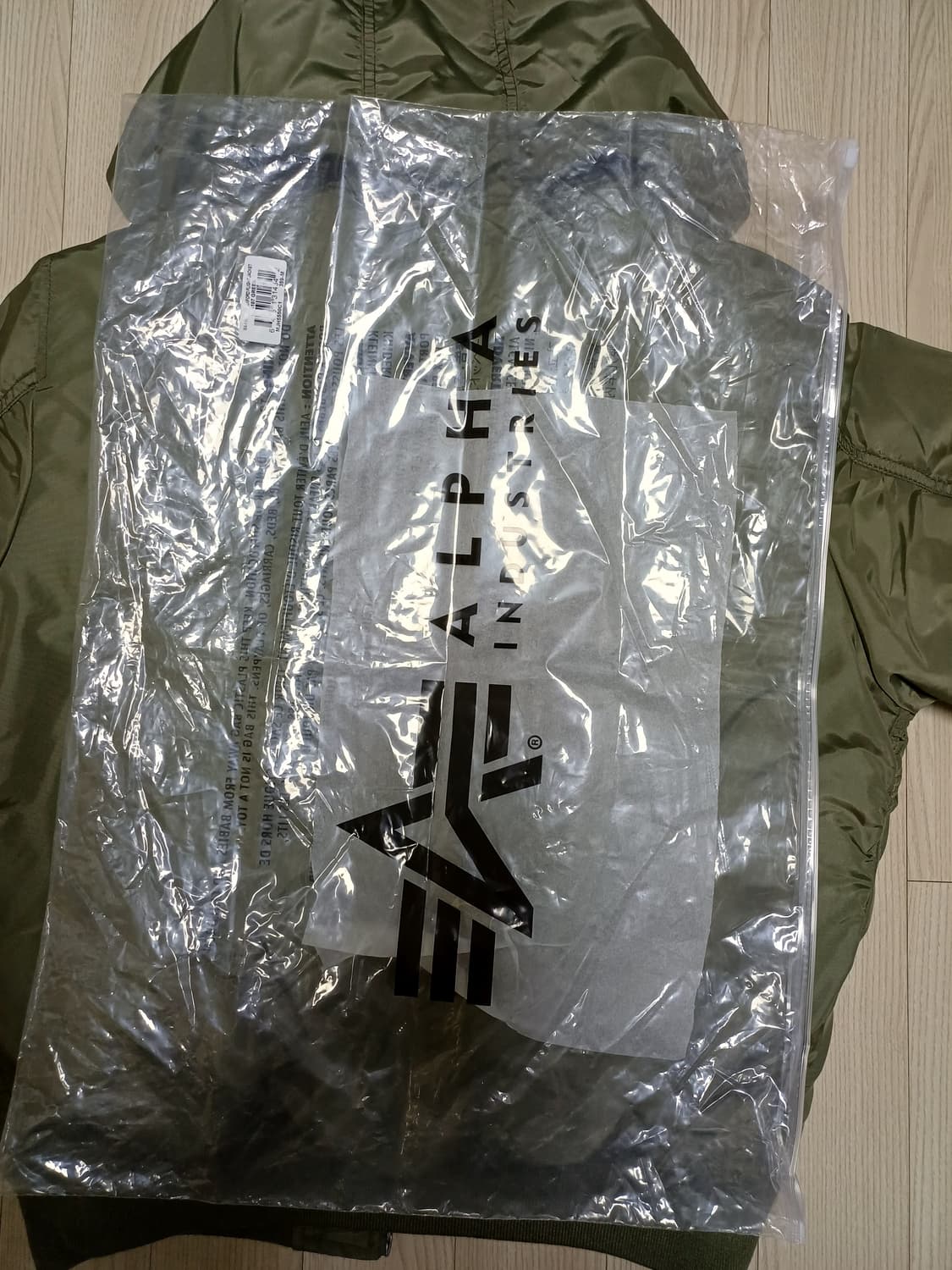 MA-1 HOODED OXFORD FLIGHT JACKET 상품이미지5