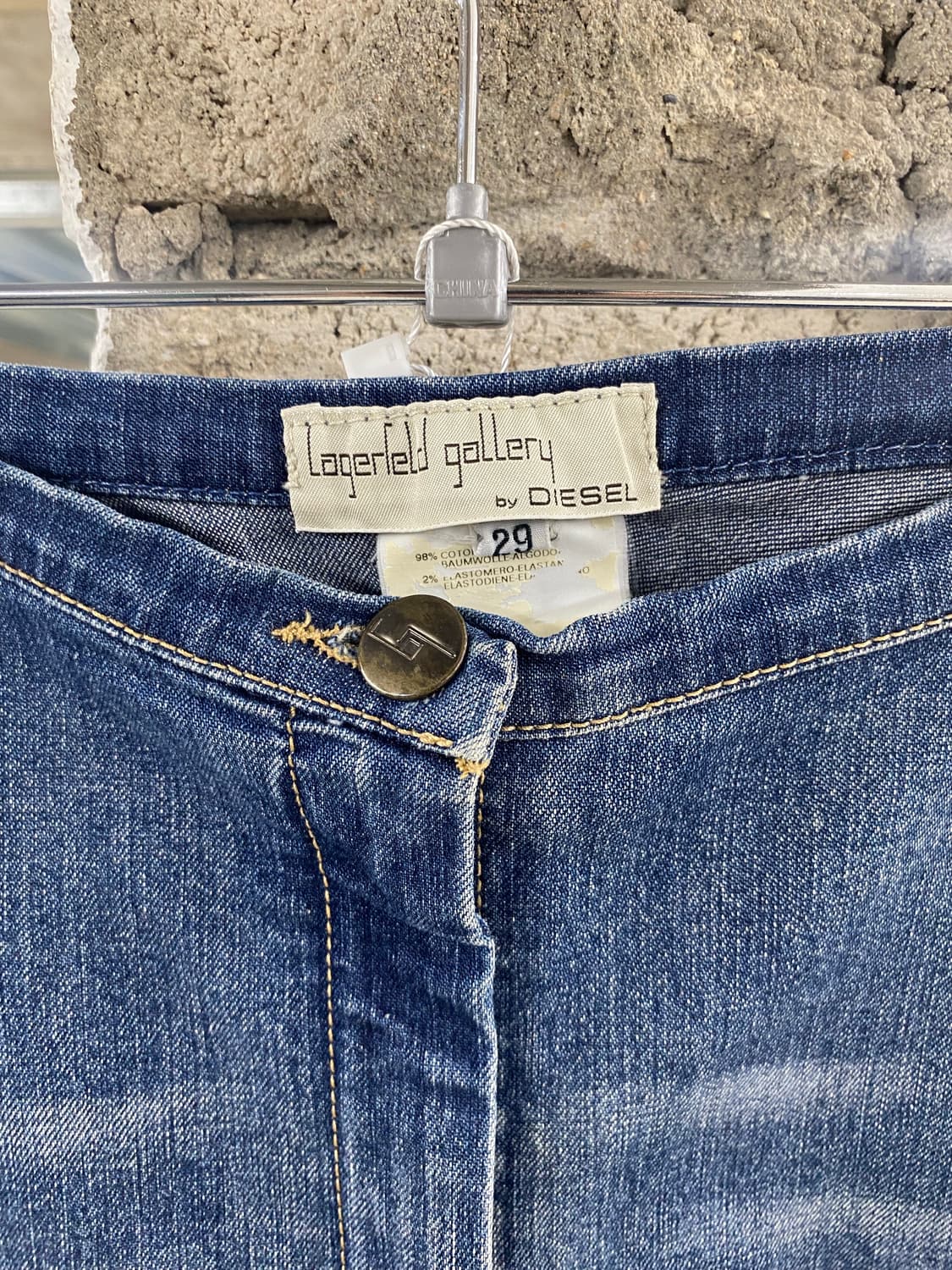 라거펠트 갤러리 by 디젤 우먼 플레어 팬츠 상품이미지3