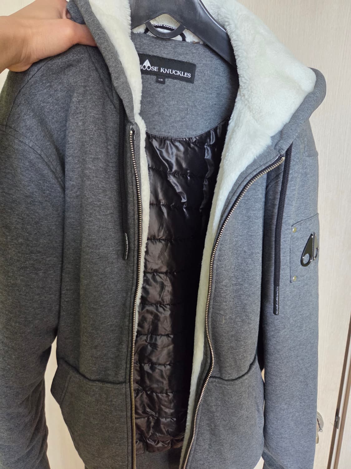 무스너클 버니스웨터 상품이미지1