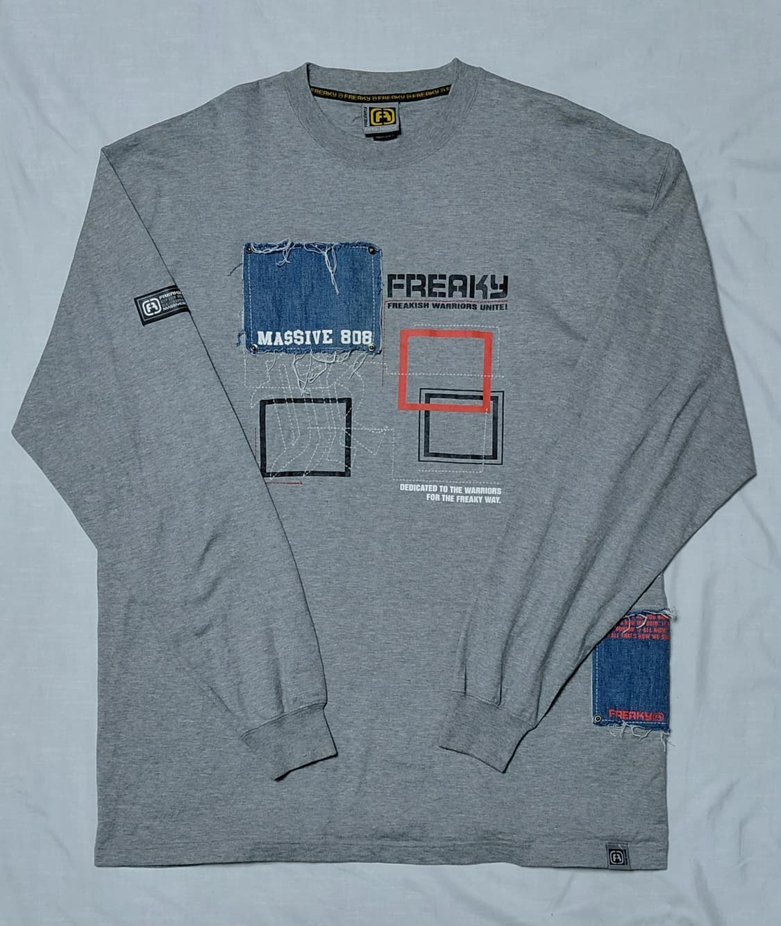 [희귀/3L] FREAKY(프리키) 올드스쿨 데님 패치 롱 슬리브 상품이미지1