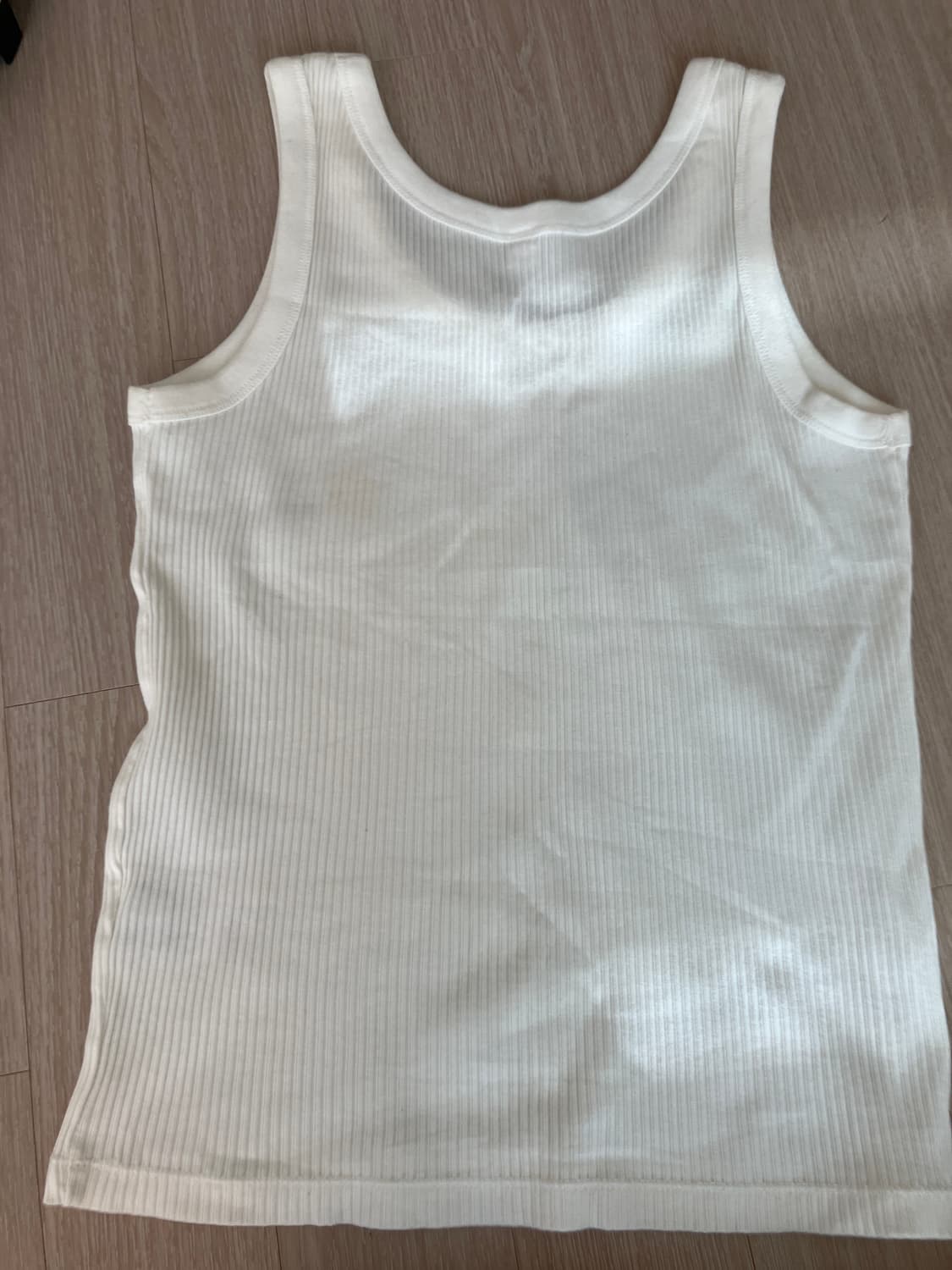 유니클로 탑 상품이미지3