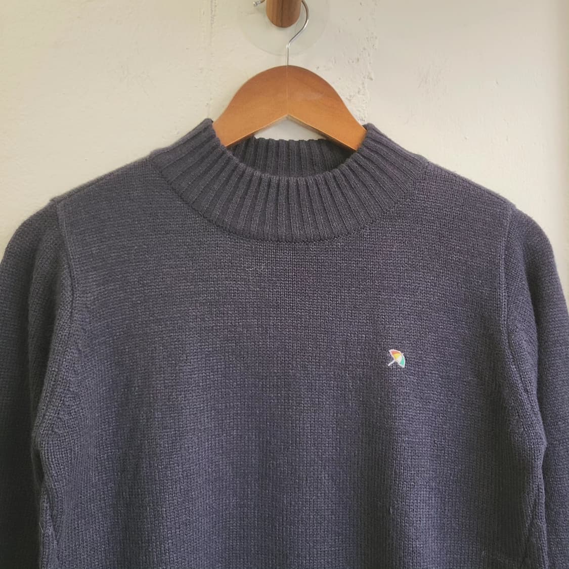 아놀드파마 모크넥 딥네이비 니트 상품이미지3