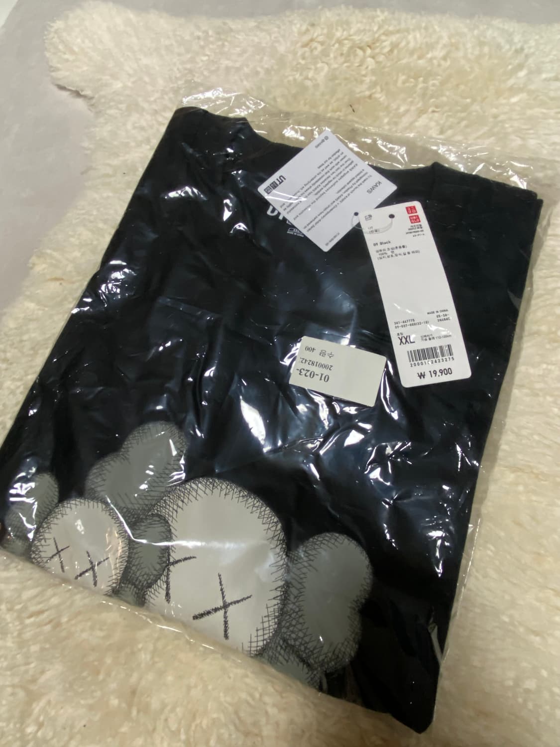 유니클로 UT 카우스 콜라보 반팔 2XL 새제품 상품이미지1