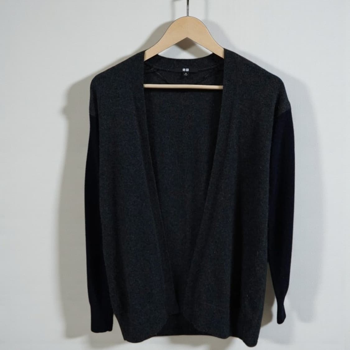 여성M 유니클로 캐시미어100 오픈 가디건 네이비 차콜그레이 상품이미지1