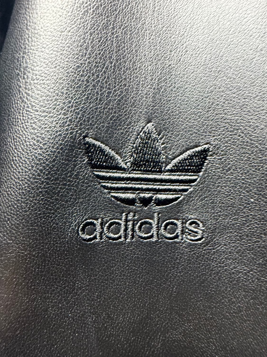 아디다스 포우 레더 상품이미지3