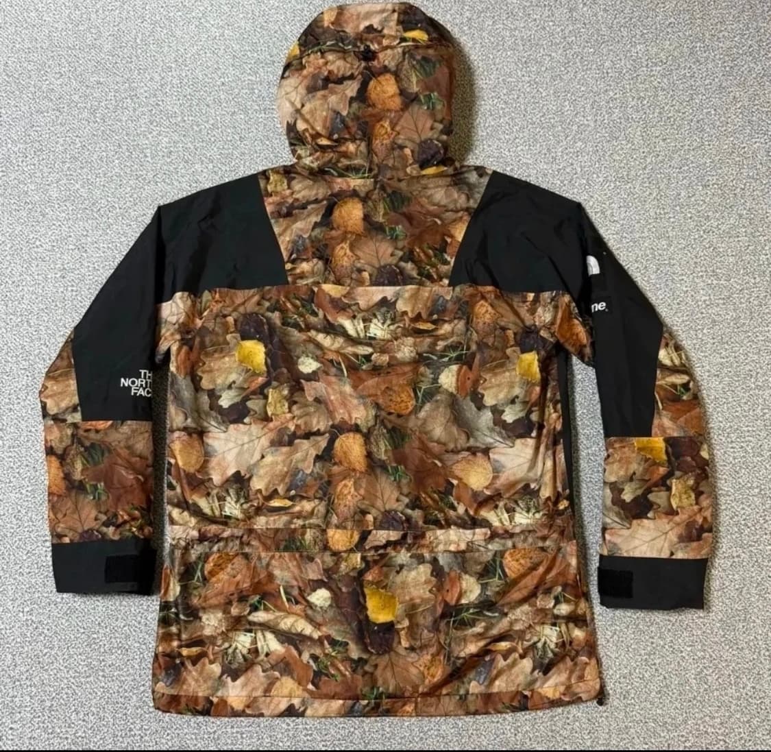 슈프림 x 노스페이스 낙엽 바람막이 자켓 M사이즈 상품이미지2