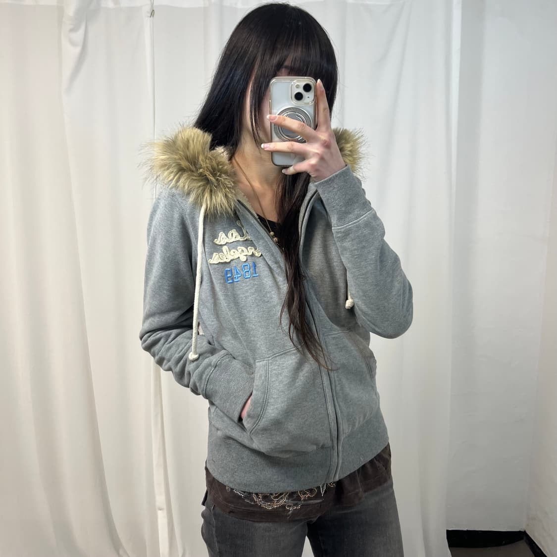 WHO A U Grey Wolf Zip-up Hoodie 상품이미지2