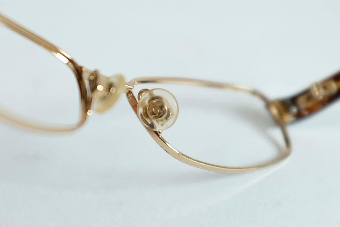 CHANEL 샤넬 금테 안경 상품이미지5